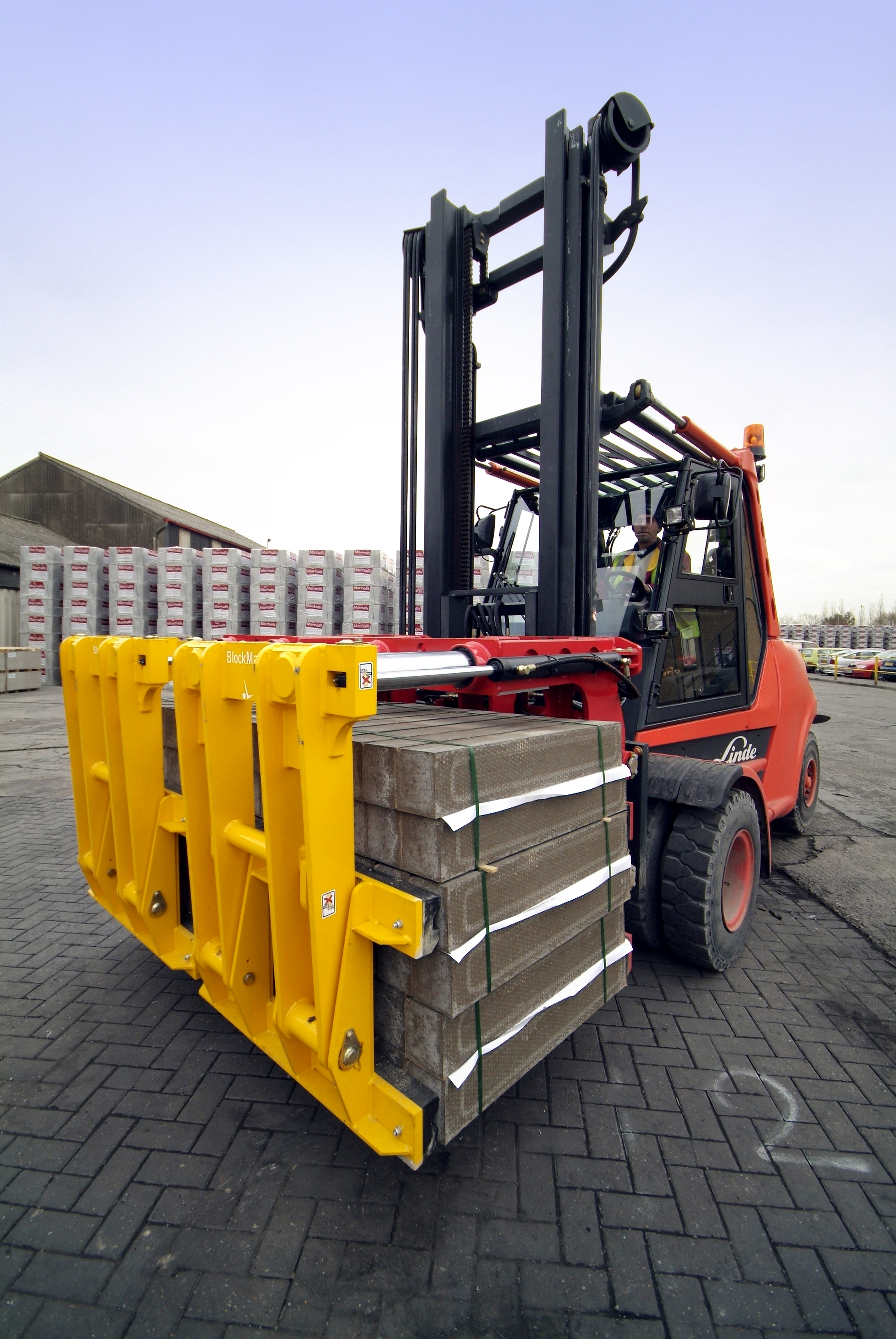 BlockMaster – The Solution for Handling Brick, Block Flag and Kerb from B&B Attachments