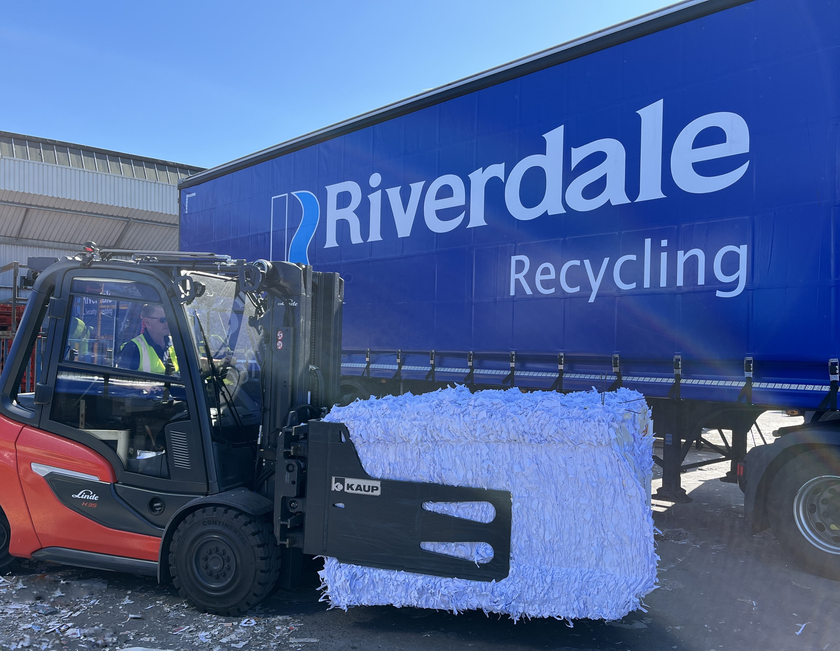 Riverdale Enhances Operations with KAUP Bale Clamp Attachments